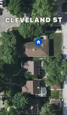 4555 Cleveland Street, Skokie, IL 60076