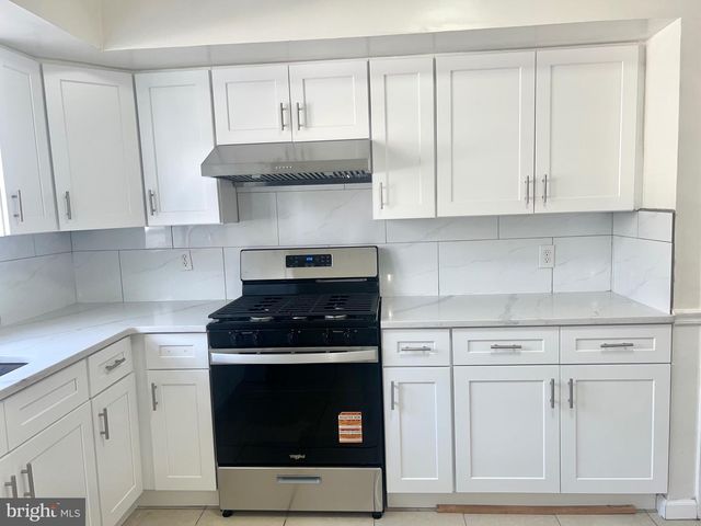 3327 GLENVIEW ST, Philadelphia, PA 19149