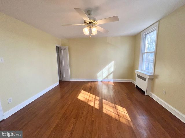 3327 GLENVIEW ST, Philadelphia, PA 19149