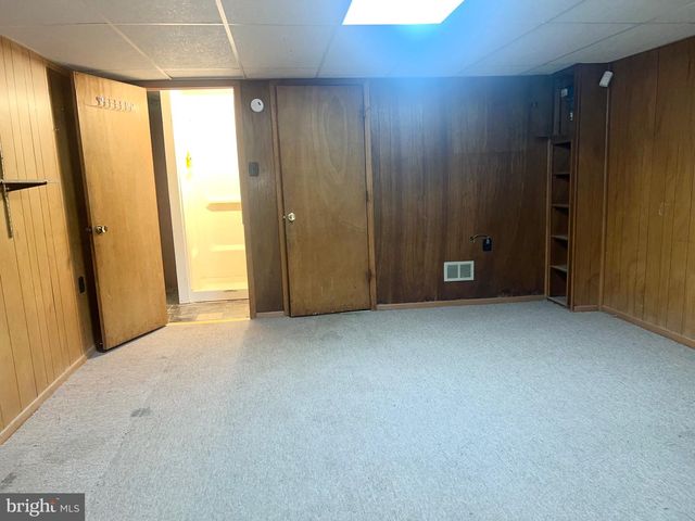 3327 GLENVIEW ST, Philadelphia, PA 19149