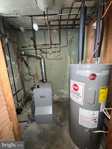 3327 GLENVIEW ST, Philadelphia, PA 19149