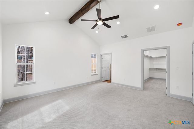 3811 Waterwood Pass Drive, Elmendorf, TX 78112