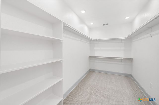 3811 Waterwood Pass Drive, Elmendorf, TX 78112