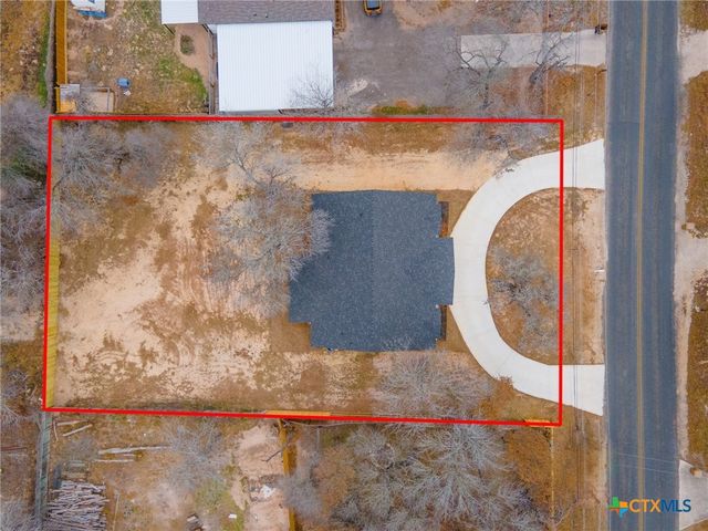 3811 Waterwood Pass Drive, Elmendorf, TX 78112