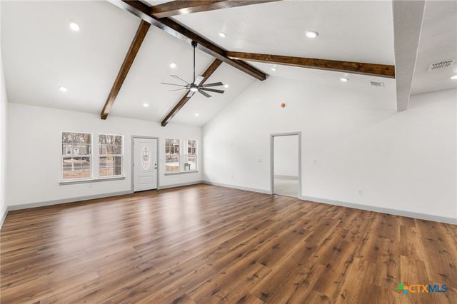 3811 Waterwood Pass Drive, Elmendorf, TX 78112