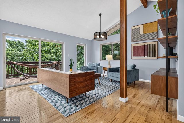 44 WILKINS LN, Maurertown, VA 22644
