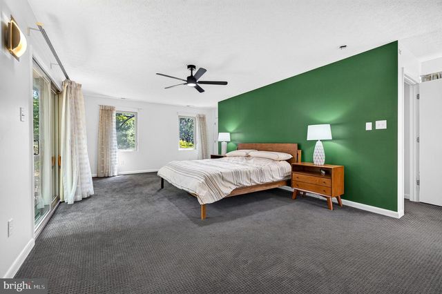 44 WILKINS LN, Maurertown, VA 22644