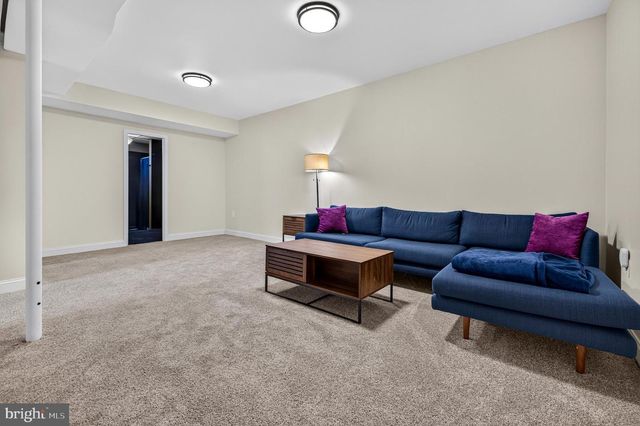 44 WILKINS LN, Maurertown, VA 22644