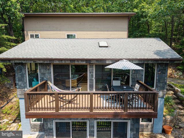 44 WILKINS LN, Maurertown, VA 22644