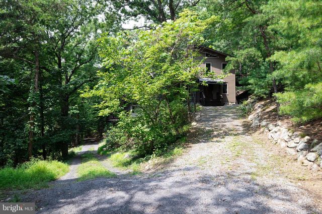 44 WILKINS LN, Maurertown, VA 22644