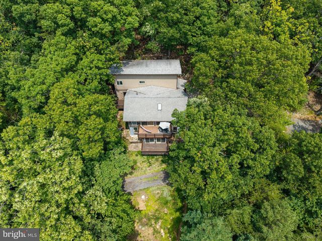 44 WILKINS LN, Maurertown, VA 22644