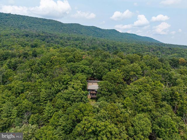 44 WILKINS LN, Maurertown, VA 22644