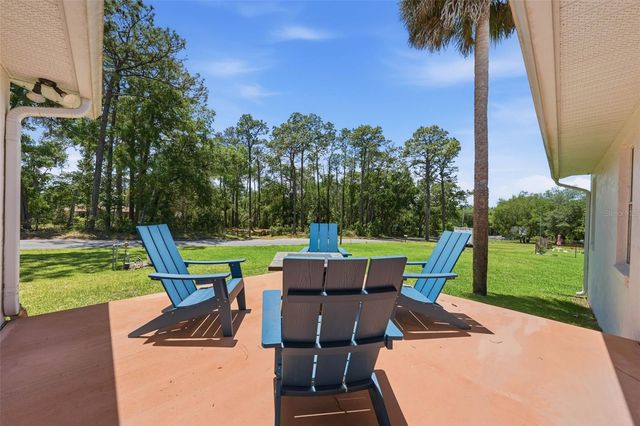 37237 GRAYS AIRPORT ROAD, Lady Lake, FL 32159