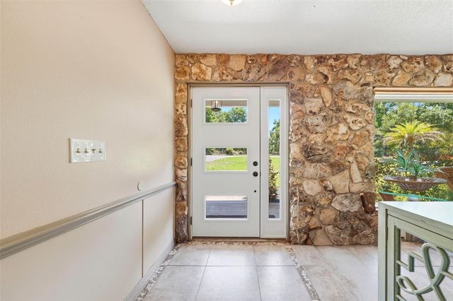 37237 GRAYS AIRPORT ROAD, Lady Lake, FL 32159