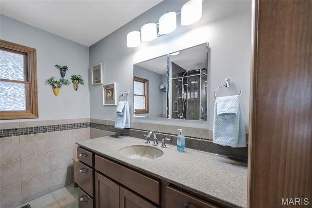 2200 Swiss Lake Road, Hermann, MO 65041