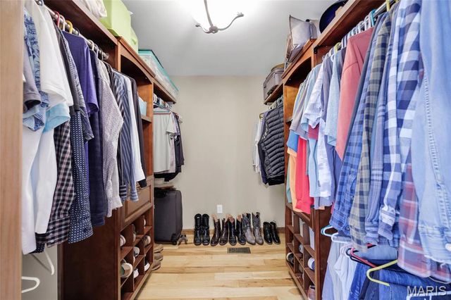 2200 Swiss Lake Road, Hermann, MO 65041