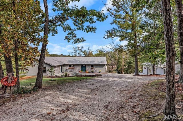 2200 Swiss Lake Road, Hermann, MO 65041