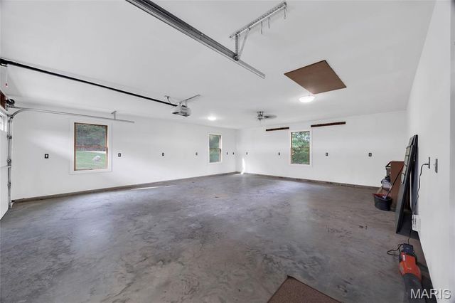 2200 Swiss Lake Road, Hermann, MO 65041