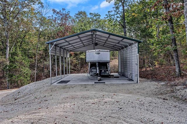 2200 Swiss Lake Road, Hermann, MO 65041