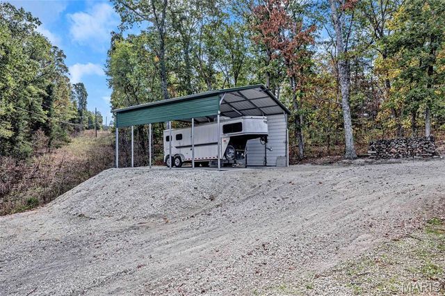 2200 Swiss Lake Road, Hermann, MO 65041