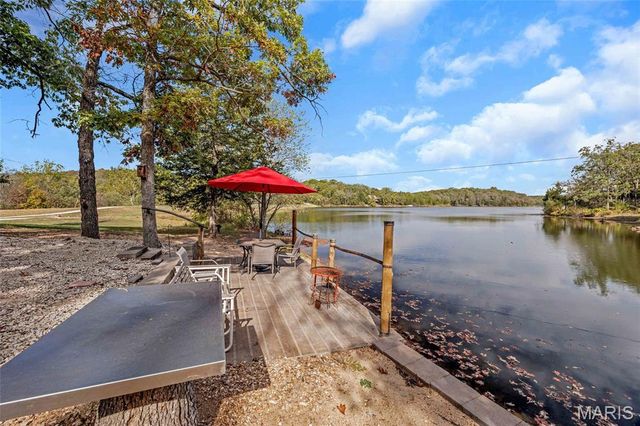 2200 Swiss Lake Road, Hermann, MO 65041