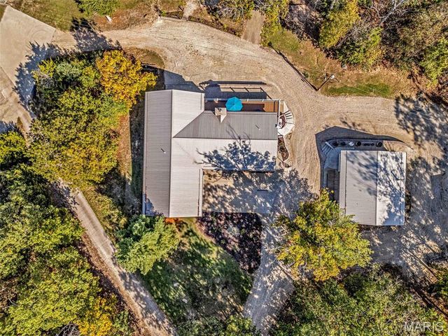 2200 Swiss Lake Road, Hermann, MO 65041