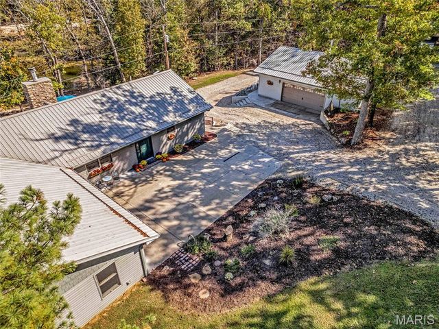 2200 Swiss Lake Road, Hermann, MO 65041