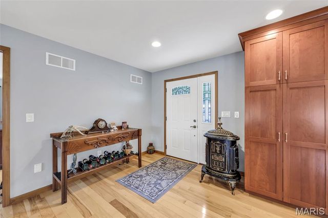 2200 Swiss Lake Road, Hermann, MO 65041