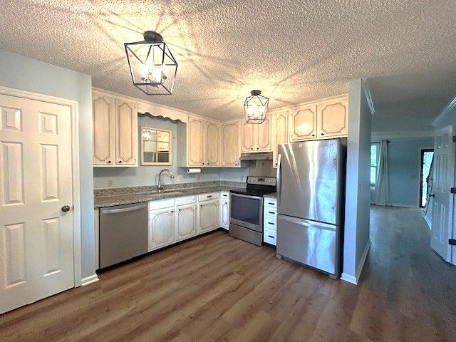 144 McMurray Cir, Nashville, TN 37211