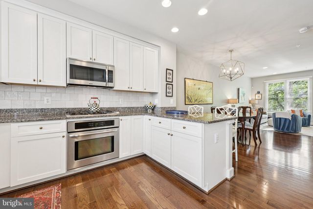 832 SNOWDEN HALLOWELL WAY, Alexandria, VA 22314