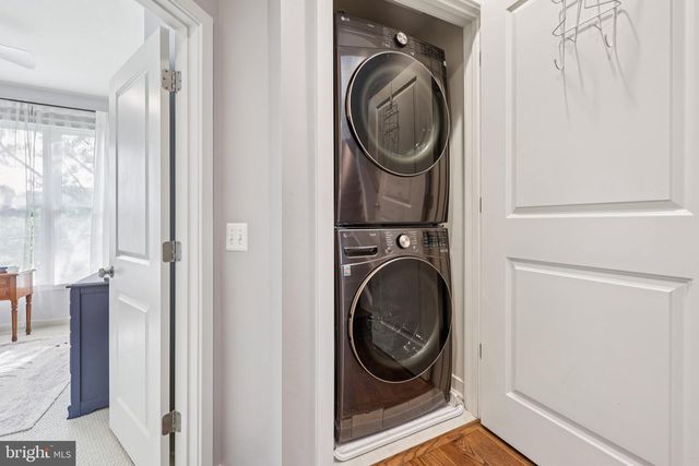 832 SNOWDEN HALLOWELL WAY, Alexandria, VA 22314