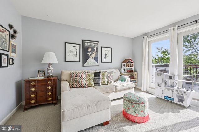 832 SNOWDEN HALLOWELL WAY, Alexandria, VA 22314