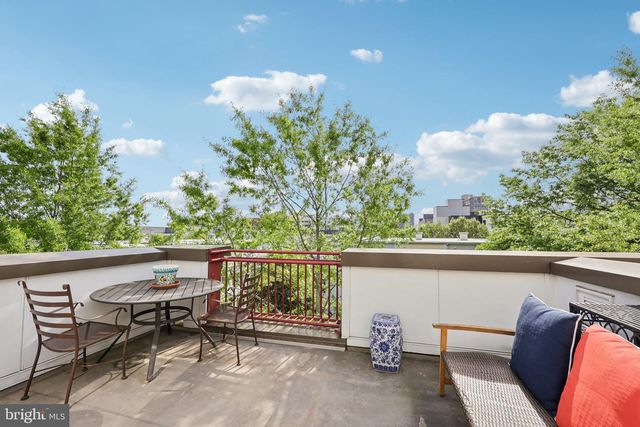 832 SNOWDEN HALLOWELL WAY, Alexandria, VA 22314