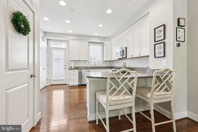 832 SNOWDEN HALLOWELL WAY, Alexandria, VA 22314
