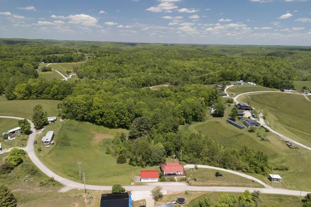 4590 County Road 1002, West Liberty, KY 41472