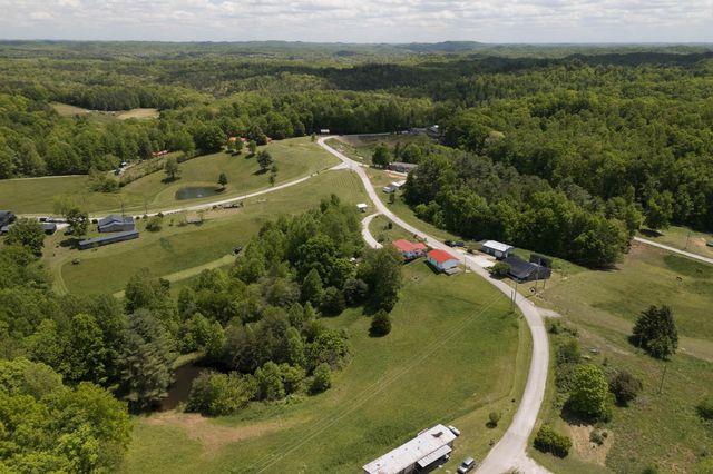4590 County Road 1002, West Liberty, KY 41472