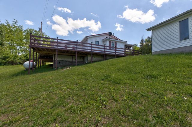 4590 County Road 1002, West Liberty, KY 41472