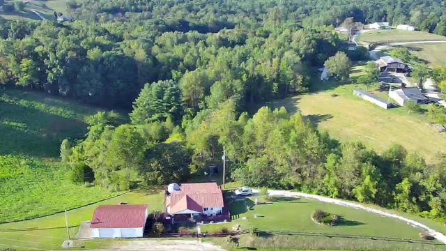 4590 County Road 1002, West Liberty, KY 41472