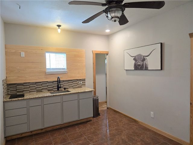 174 Pr Paloma, Sandia, TX 78383