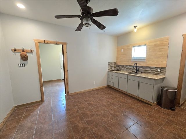 174 Pr Paloma, Sandia, TX 78383