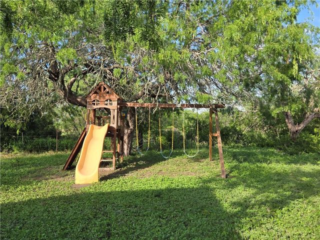 174 Pr Paloma, Sandia, TX 78383