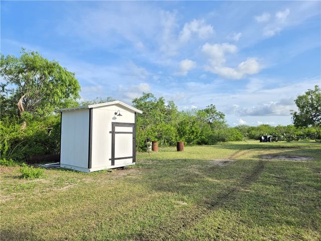 174 Pr Paloma, Sandia, TX 78383