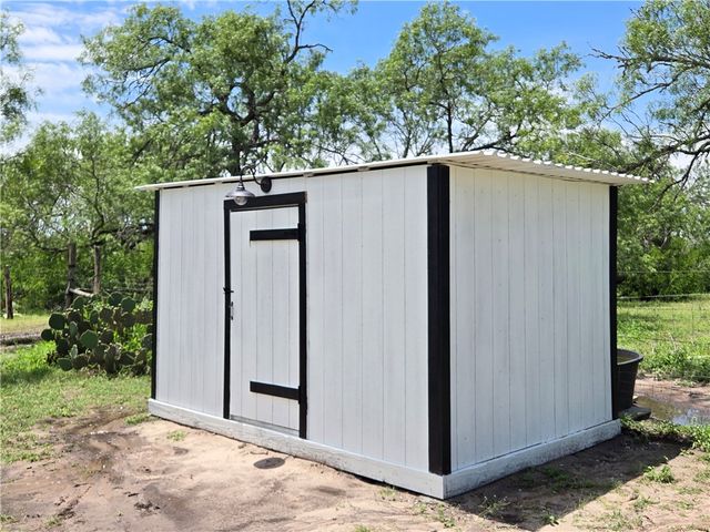 174 Pr Paloma, Sandia, TX 78383