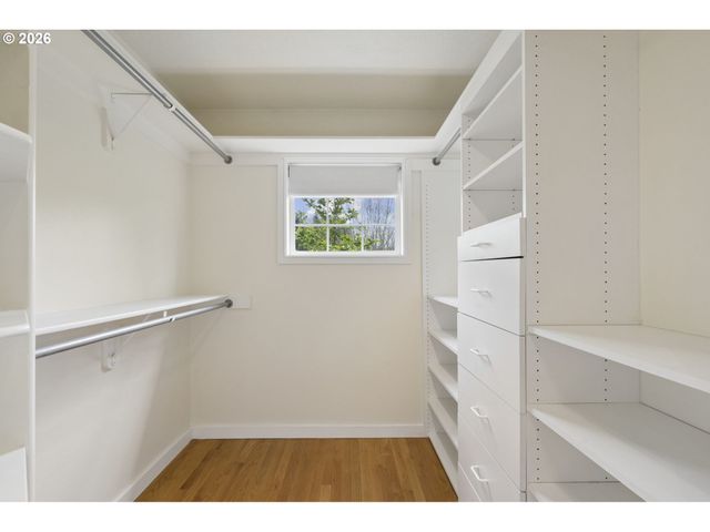 3219 Nw SPENCER St, Portland, OR 97229