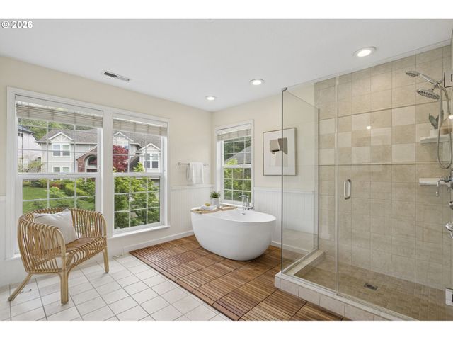 3219 Nw SPENCER St, Portland, OR 97229