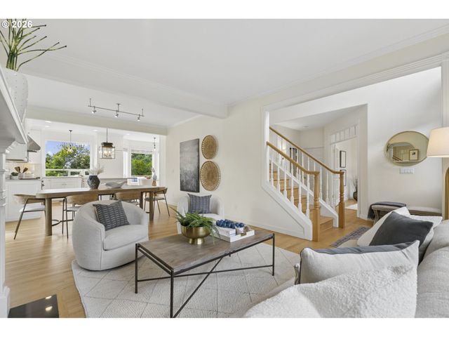 3219 Nw SPENCER St, Portland, OR 97229