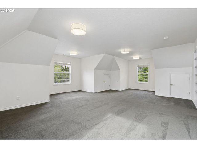 3219 Nw SPENCER St, Portland, OR 97229