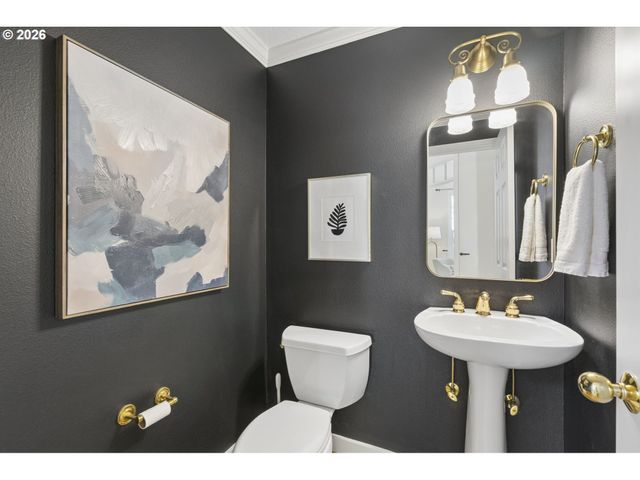 3219 Nw SPENCER St, Portland, OR 97229