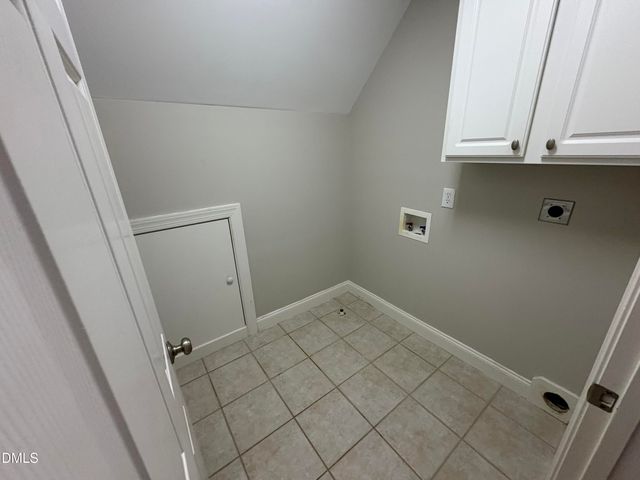 3304 Drexel Hill Court, Apex, NC 27539