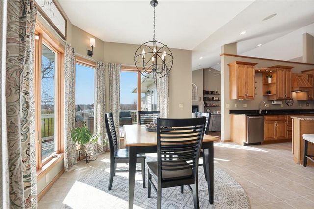 3034 Saddle Brooke Trail, Sun Prairie, WI 53590